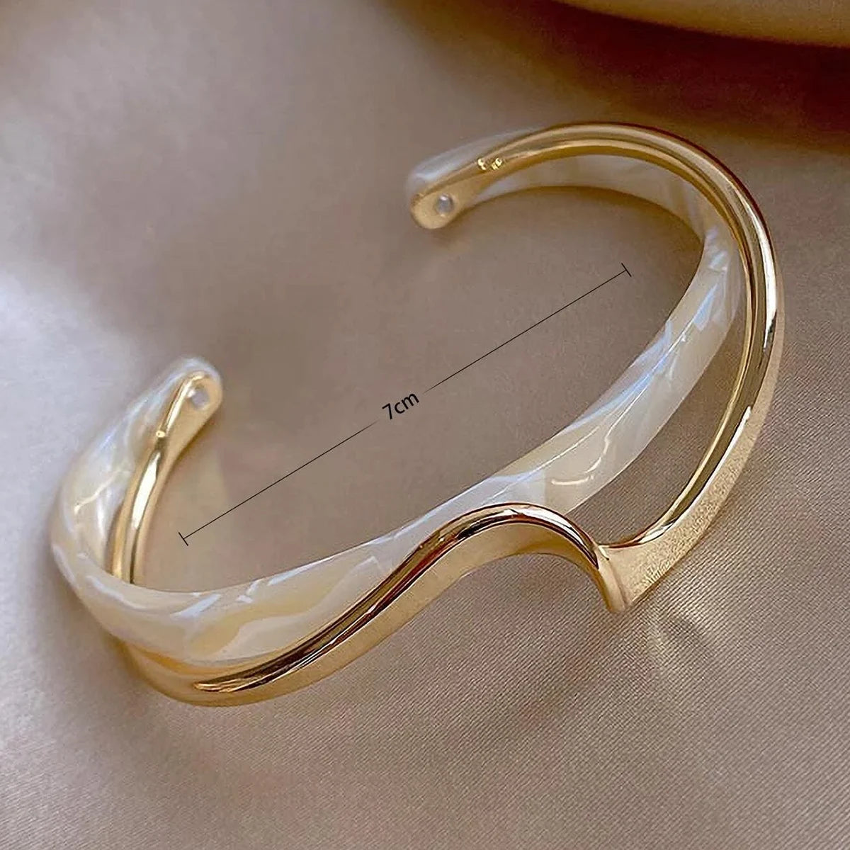 Bracelet Élégance Dorée™