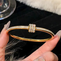 Bracelet Élégance Dorée™